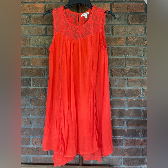 JohnPaulRichard Dresses & Skirts - John Paul Richard red yoke lace flowy mini dress size Small